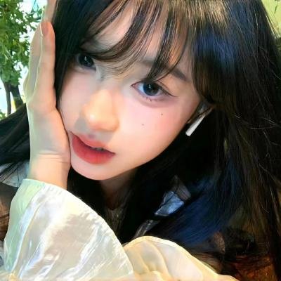 在此一群